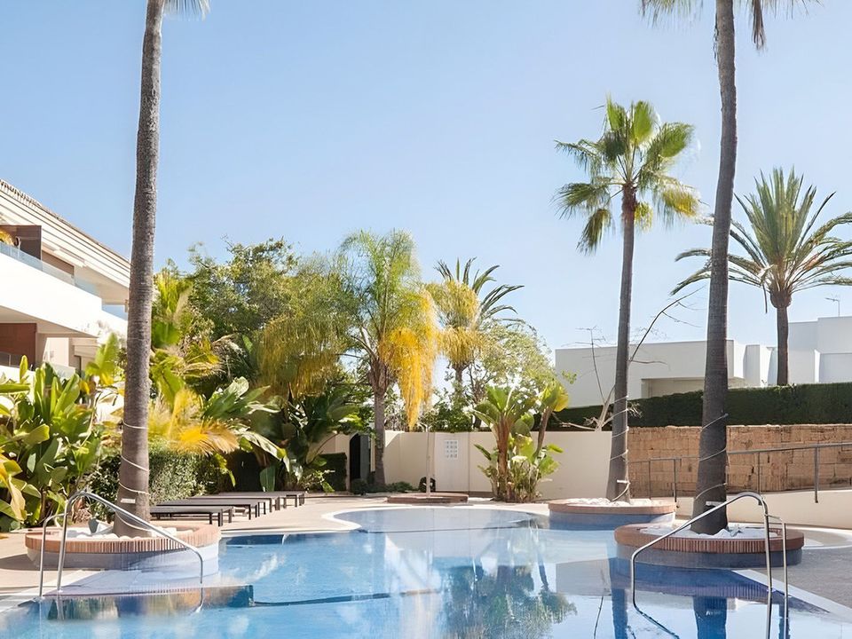 Lejlighed i Los Monteros, Malaga - foto 3