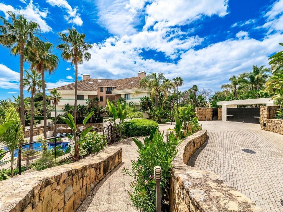 Lejlighed i Los Monteros, Malaga - foto 4