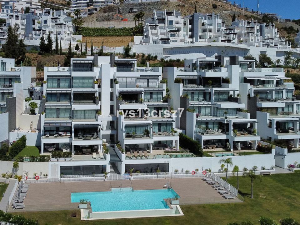 Lejlighed i Benahavis, Malaga - foto 1