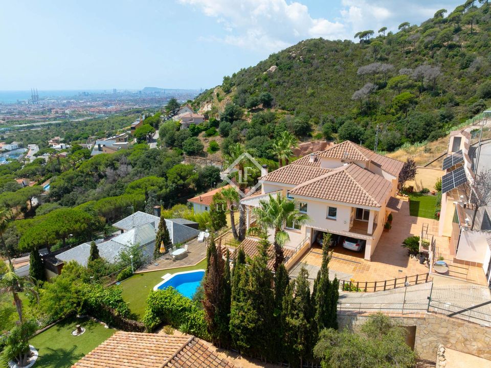 Villa i Badalona, Barcelona - foto 2