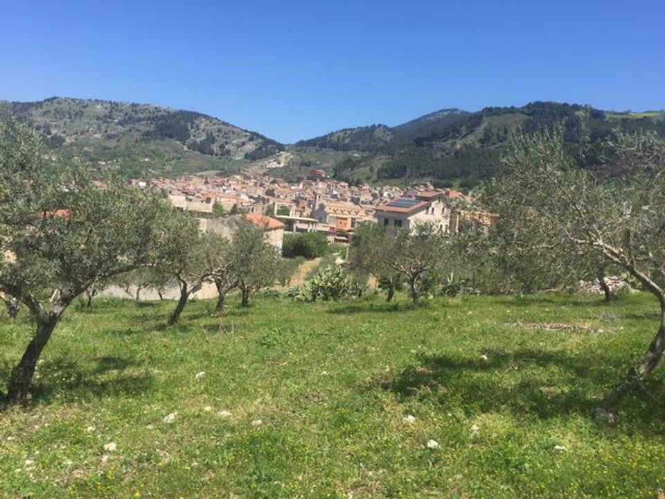 Helårsgrund i Santo Stefano Quisquina, Agrigento - foto 1
