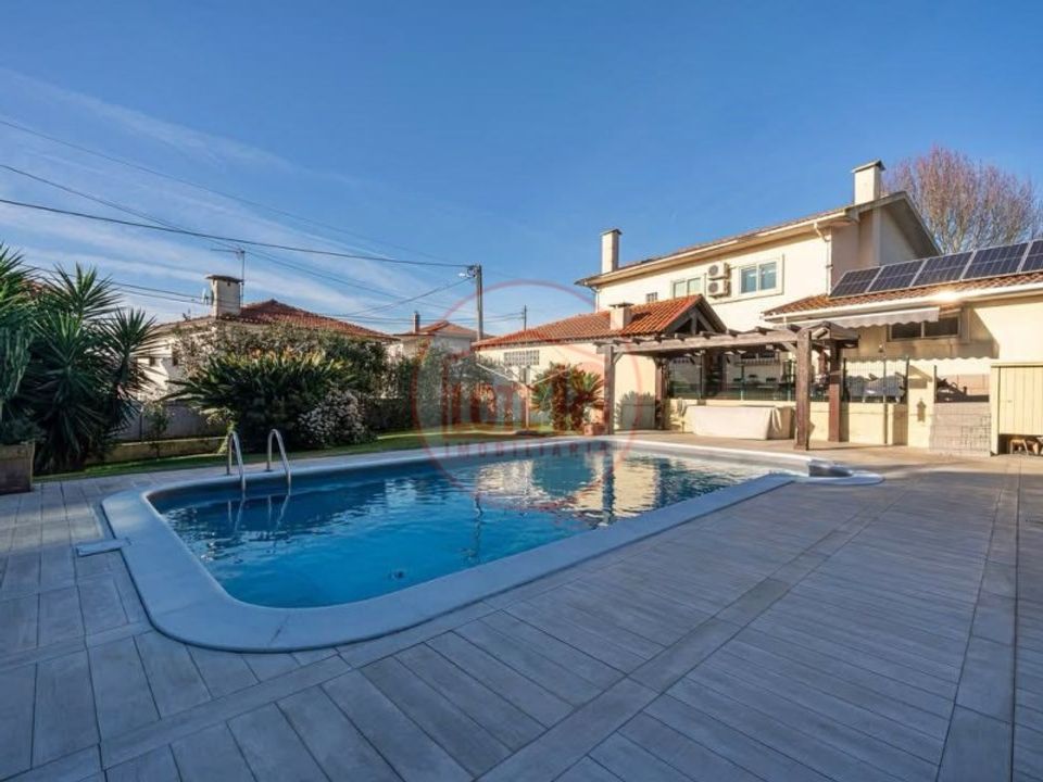 Villa i Oliveira de Azemeis, Aveiro - foto 1