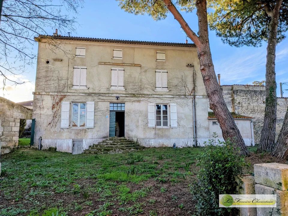Landejendom i Angouleme, Charente - foto 1