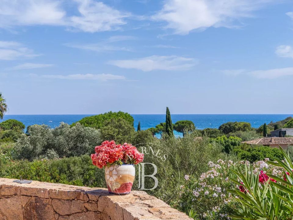 Villa in Sainte-Lucie de Porto-Vecchio, Corse-du-Sud - foto 2