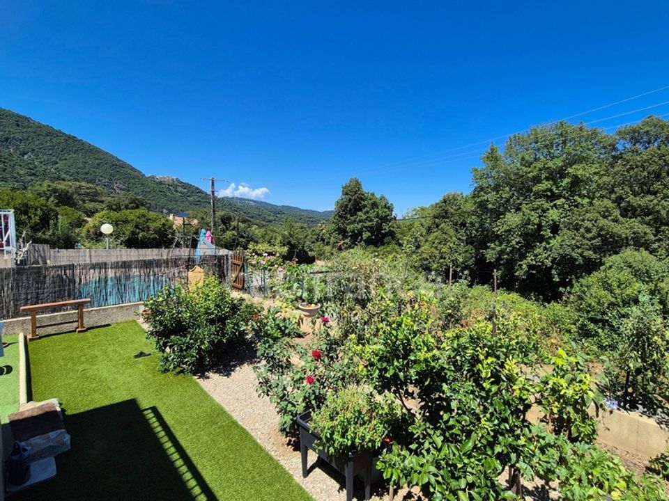 Villa i Santa-Maria-Poggio, Haute-Corse - foto 4