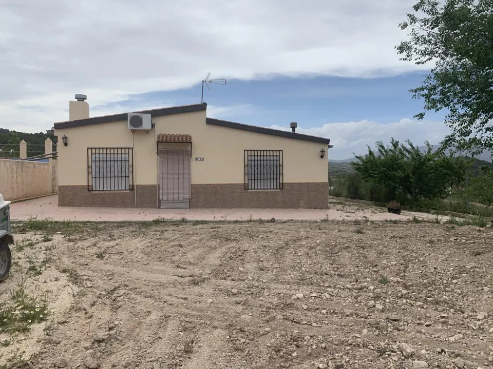 Apartament a Chinorlet, Alicante - foto 1