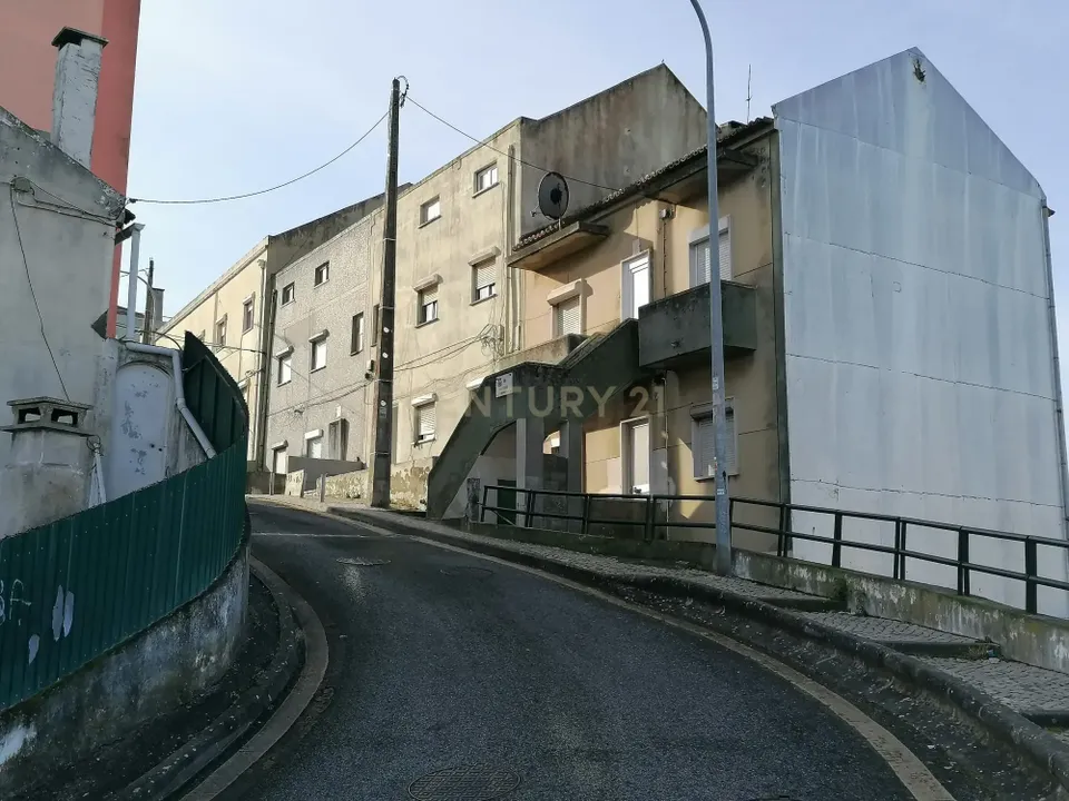 Erhvervsejendom i Amadora, Lisbon - foto 1