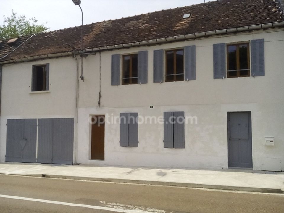 Landsbyhus i Saint-Saulge, Nievre - foto 1