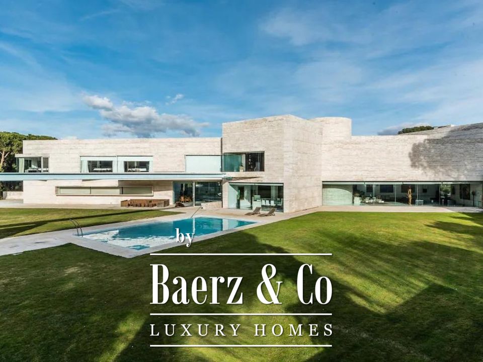 Villa i Pozuelo De Alarcon, Madrid - foto 1