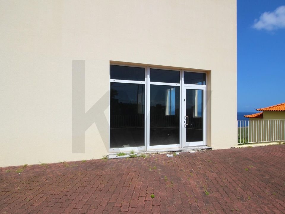 Erhvervsejendom i Santa Cruz, Madeira - foto 1