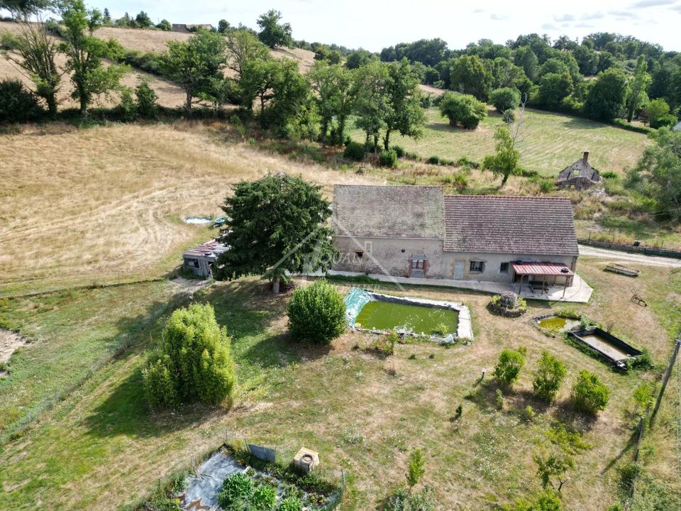 Villa in Buxières-les-Mines, Allier - photo 1
