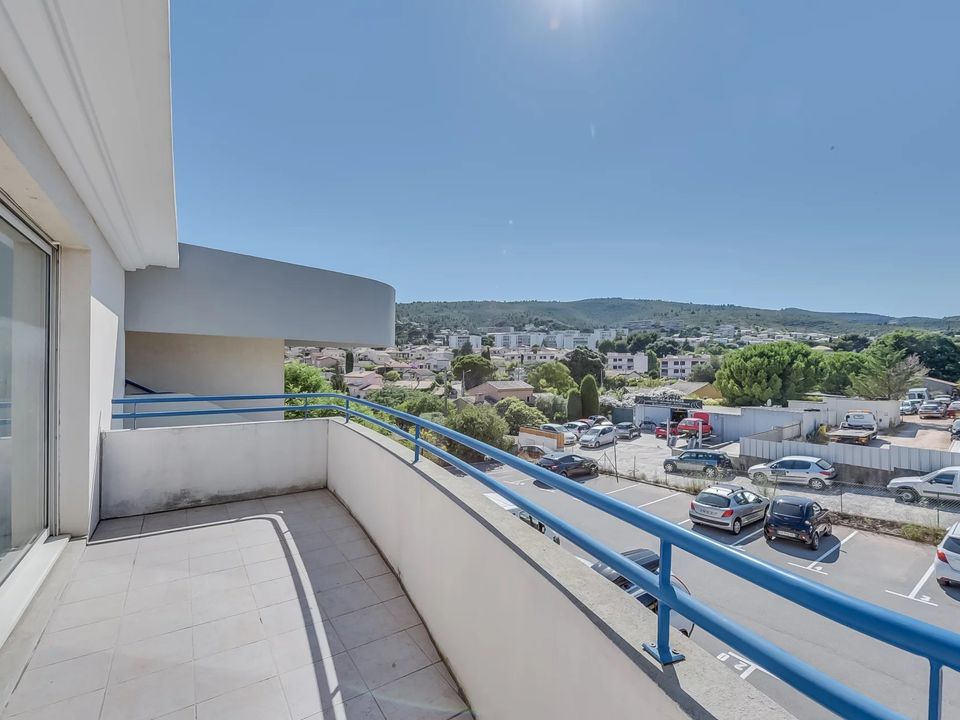 Lejlighed i La Ciotat, Bouches-du-Rhone - foto 5