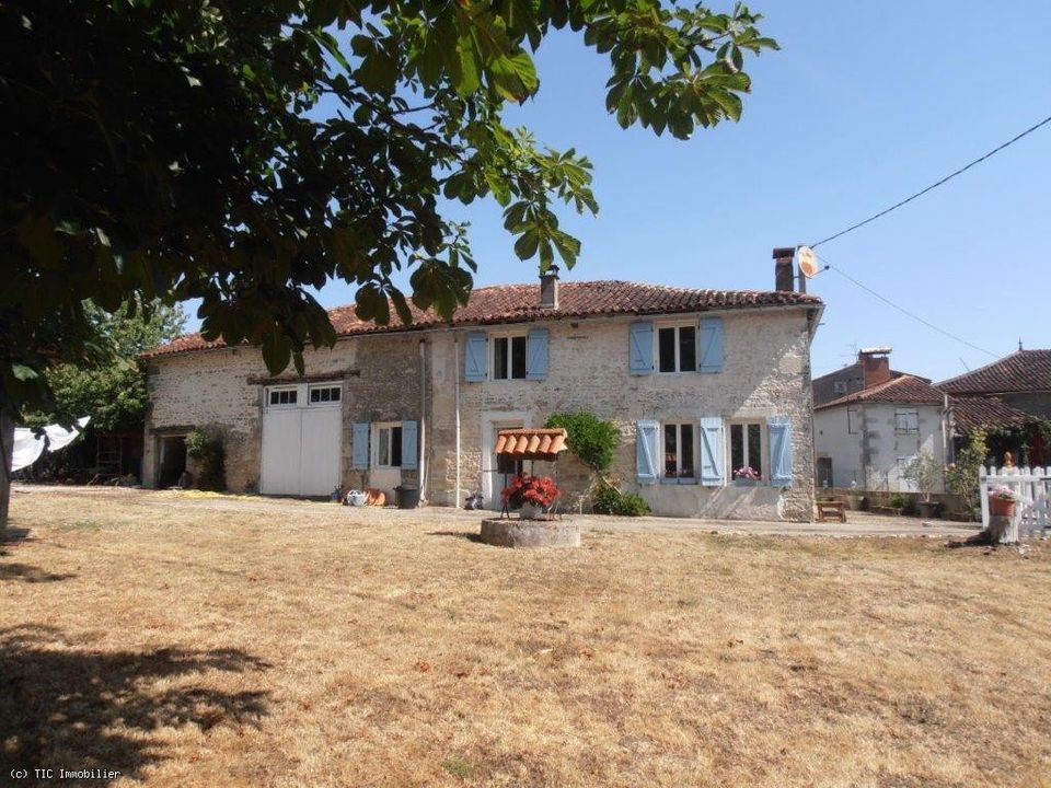 Villa i Champagne-Mouton, Charente - foto 1