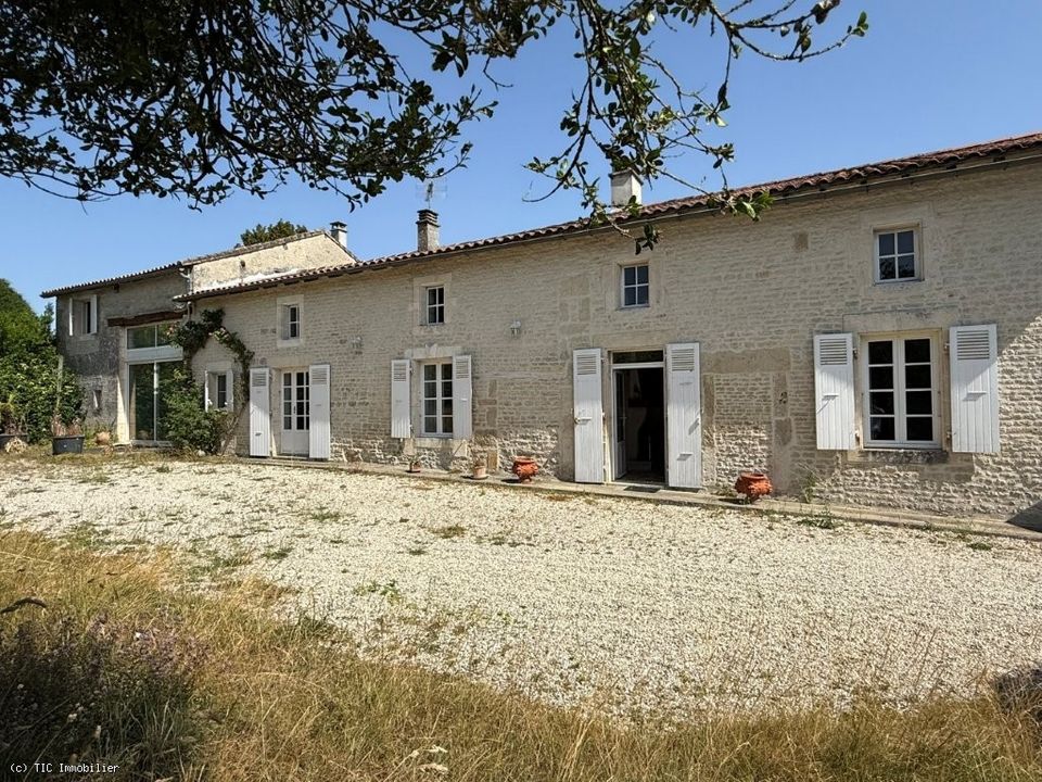 Villa i Villefagnan, Charente - foto 1