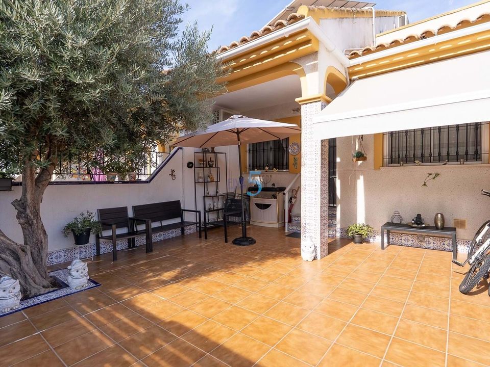 Byhus i Daya Nueva, Alicante - foto 1