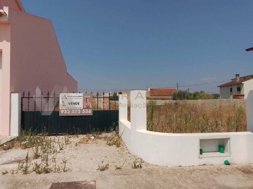 Helårsgrund i Alpiarca, Santarem - foto 1