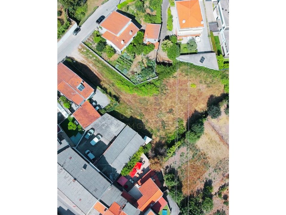Helårsgrund i Fafe, Braga - foto 1