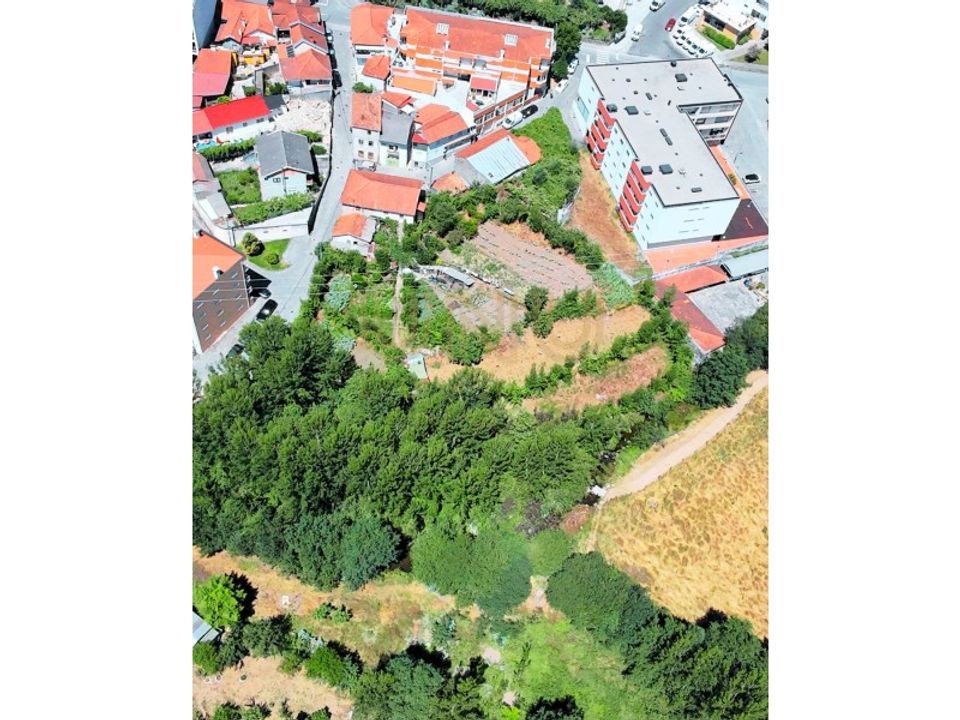 Helårsgrund i Fafe, Braga - foto 2