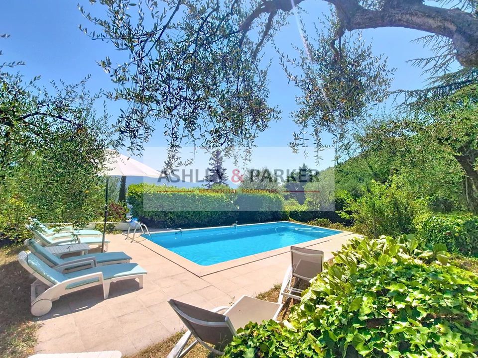 Haus in Le Broc, Alpes-Maritimes - Foto 1