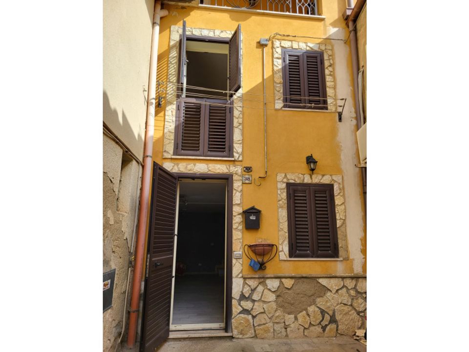 Leilighet i Caltanissetta, Caltanissetta - bilde 1