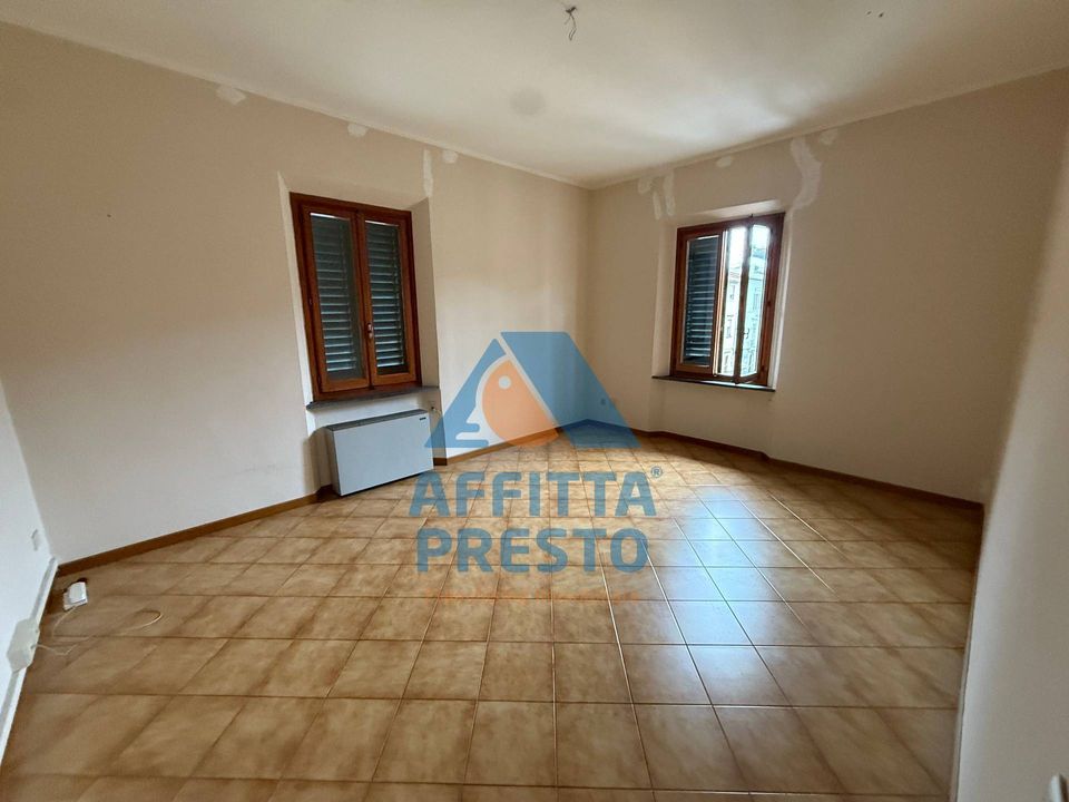 Erhvervsejendom i Empoli, Florence - foto 1