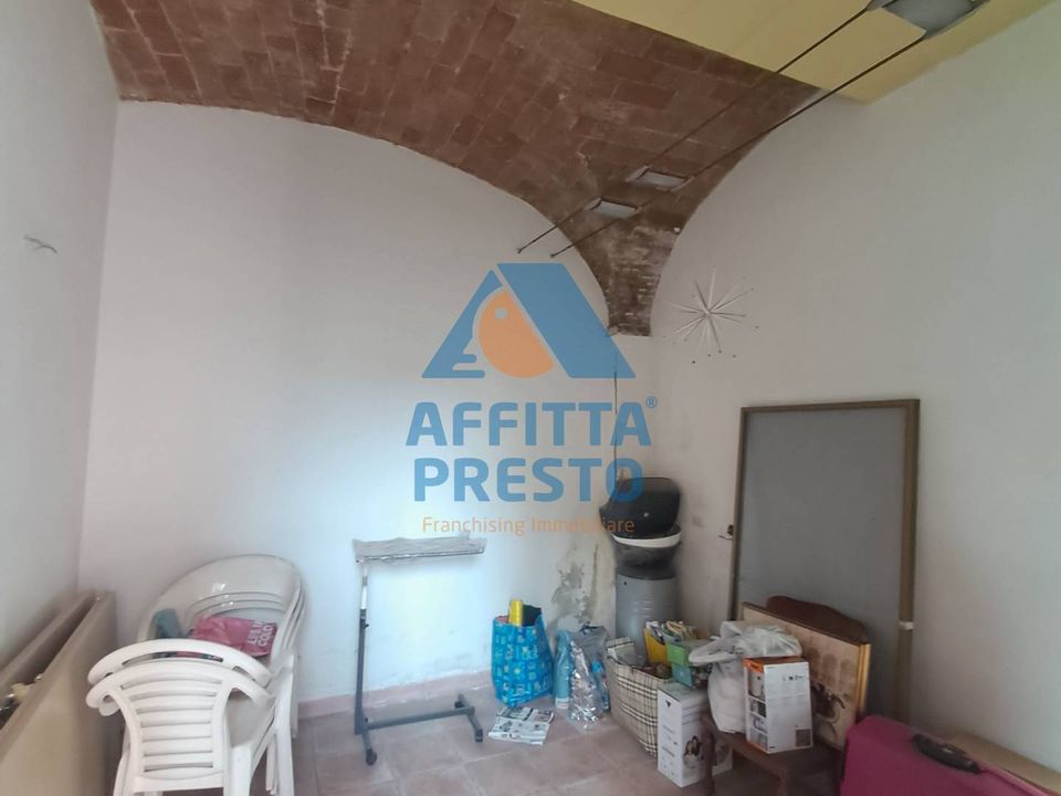 Erhvervsejendom i Empoli, Florence - foto 1