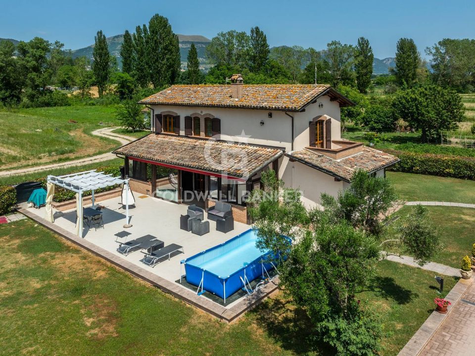 Villa i Gubbio, Perugia - foto 1