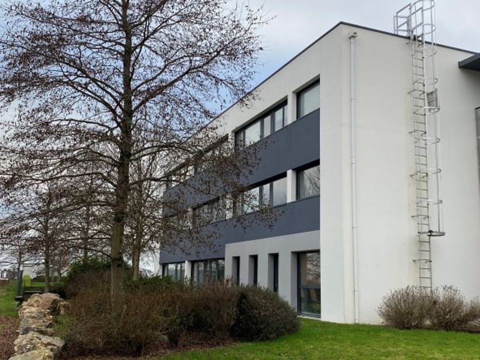 Erhvervsejendom i Vannes, Morbihan - foto 1