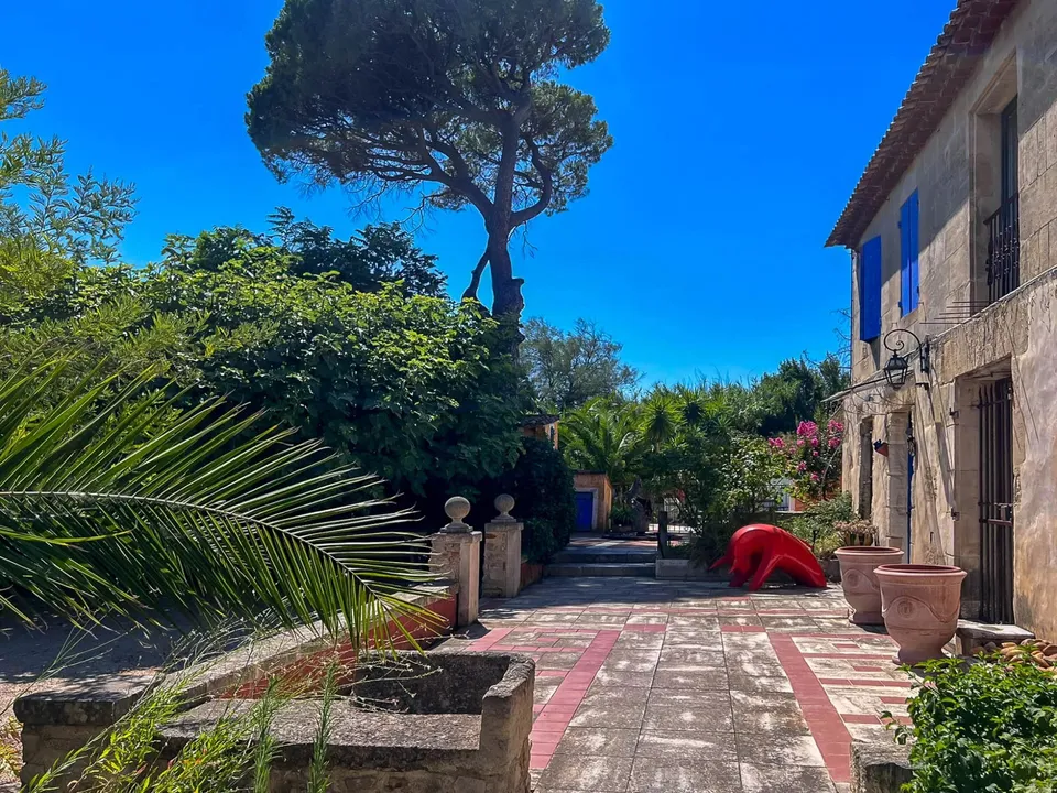 Villa en Arles, Bouches-du-Rhone - foto 3