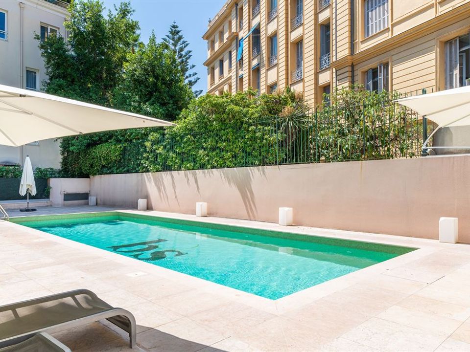 Lejlighed i Beaulieu-sur-Mer, Alpes-Maritimes - foto 1