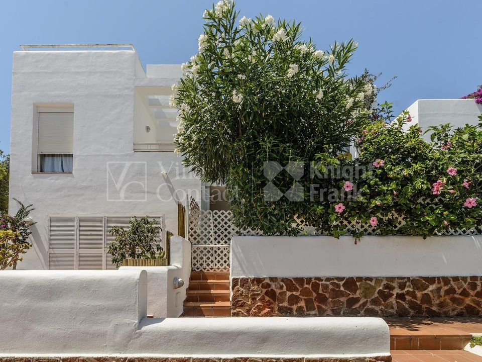Villa i Santa Eulalia Del Rio, Ibiza - foto 1
