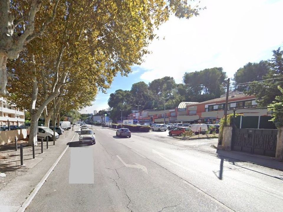 Erhvervsejendom i Marseille, Bouches-du-Rhone - foto 2