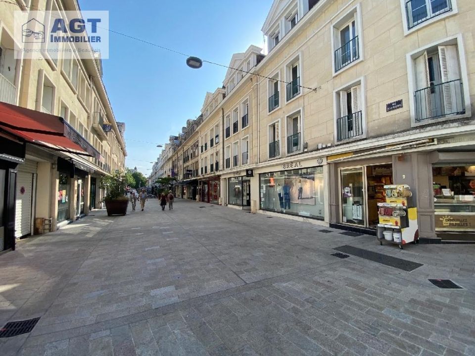 Erhvervsejendom i Beauvais, Oise - foto 1