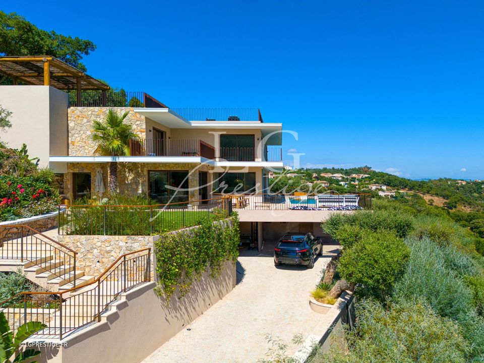 Villa i Mandelieu-la-Napoule, Alpes-Maritimes - foto 2