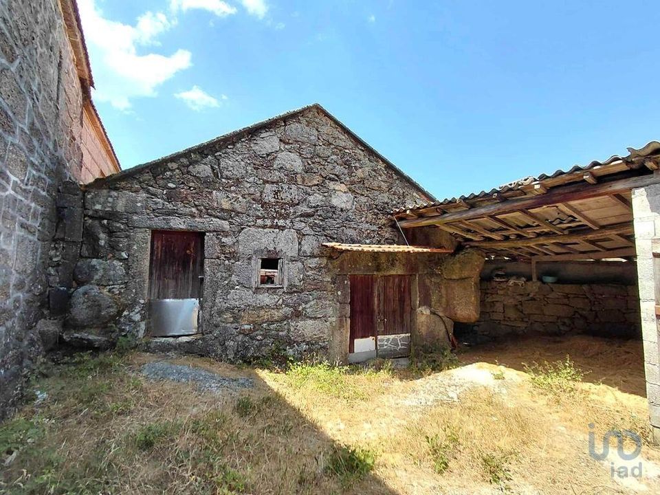 Byhus i Melgaco, Viana do Castelo - foto 1
