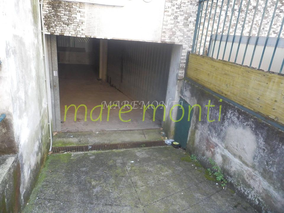 Parkeringsplads i Albissola Marina, Savona - foto 3
