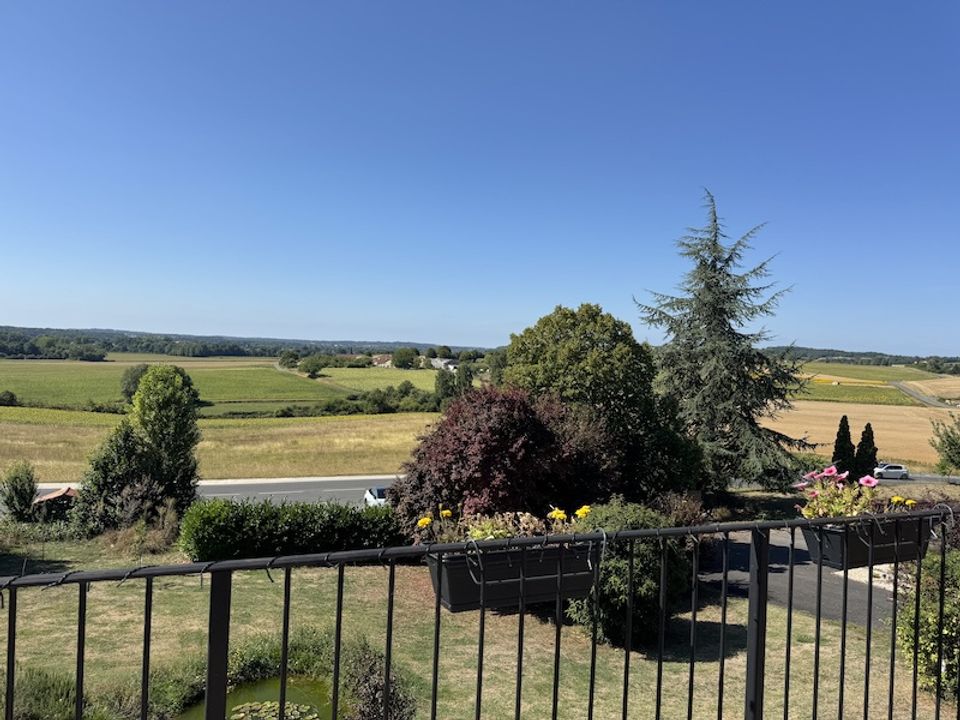 Lejlighed i Aubeterre-sur-Dronne, Charente - foto 2