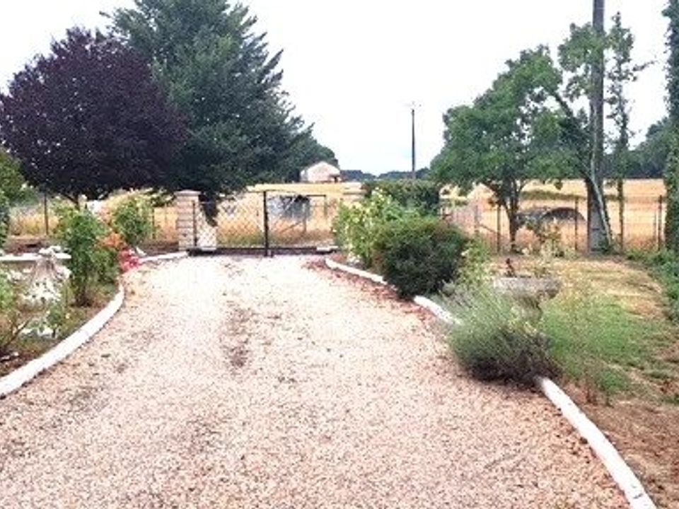 Landejendom i Montpon-Menesterol, Dordogne - foto 1