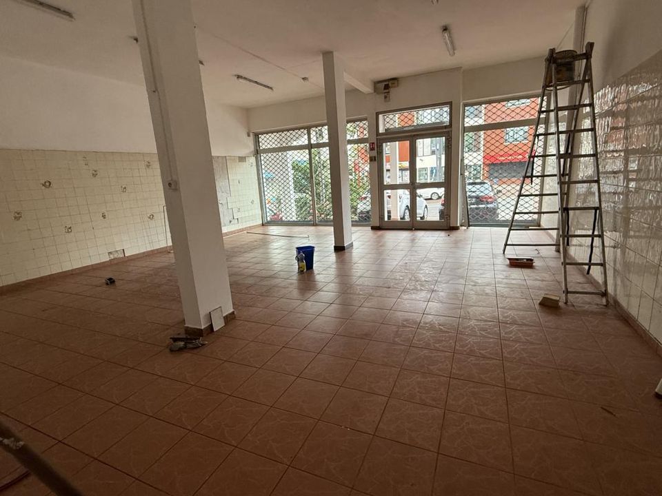Erhvervsejendom i Saint-Denis, La Reunion - foto 1