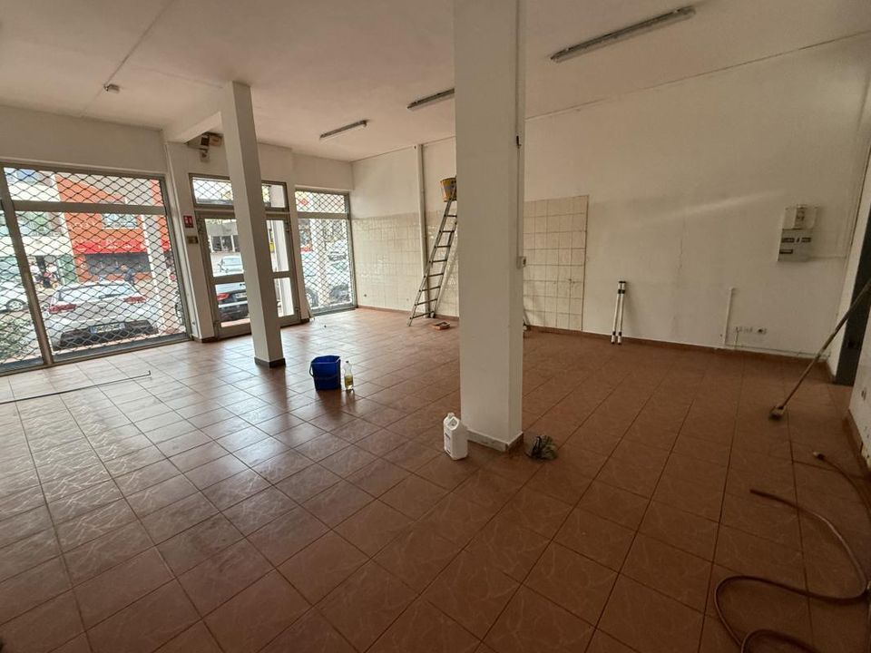 Erhvervsejendom i Saint-Denis, La Reunion - foto 2
