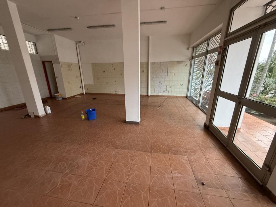 Erhvervsejendom i Saint-Denis, La Reunion - foto 4