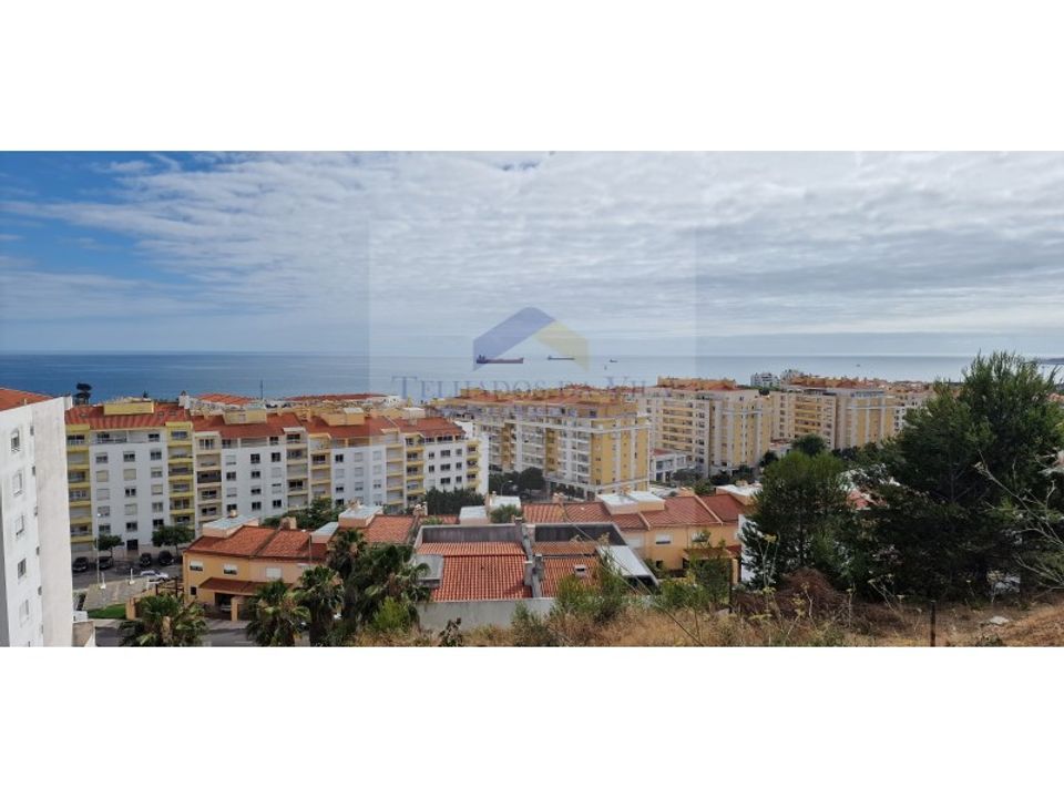 Helårsgrund i Carcavelos, Lisbon - foto 1