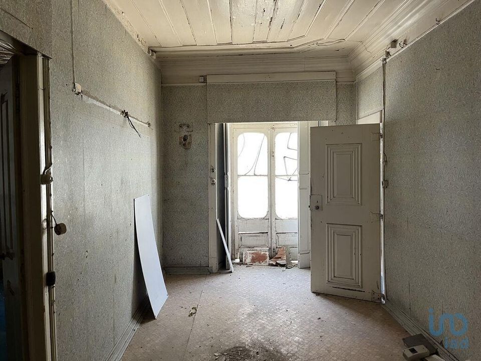 Commercial property in Setubal, Setubal - photo 4
