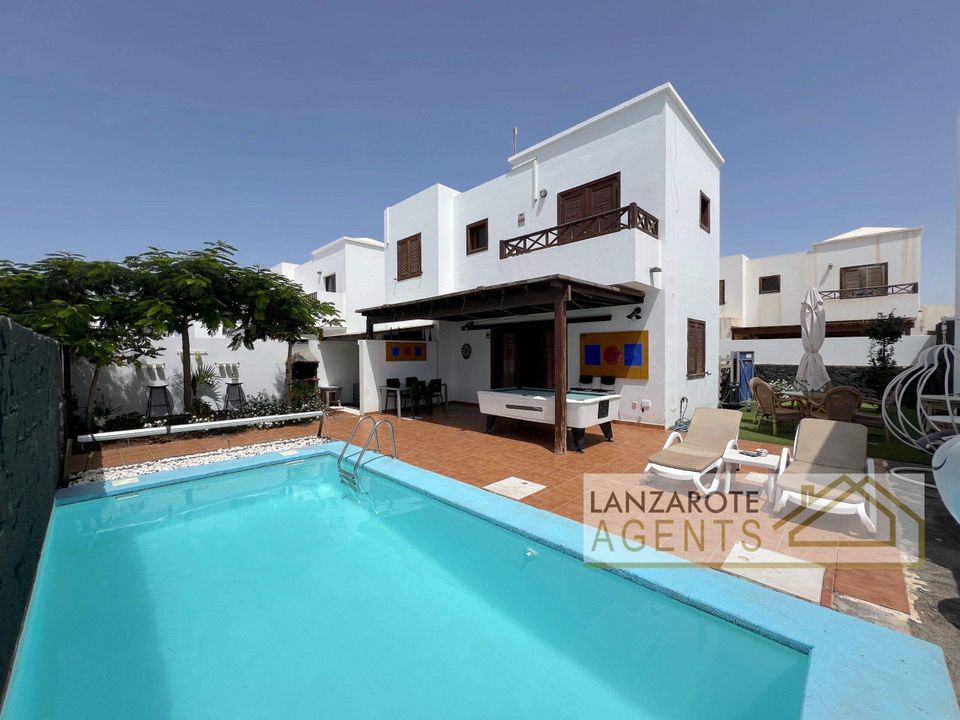 Villa i Playa Blanca (Yaiza), Lanzarote - foto 1