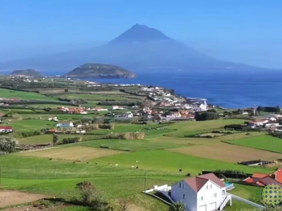 Tomt i Horta, Faial - bilde 1