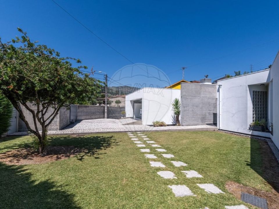 Villa em Parada do Bouro, Braga - foto 3