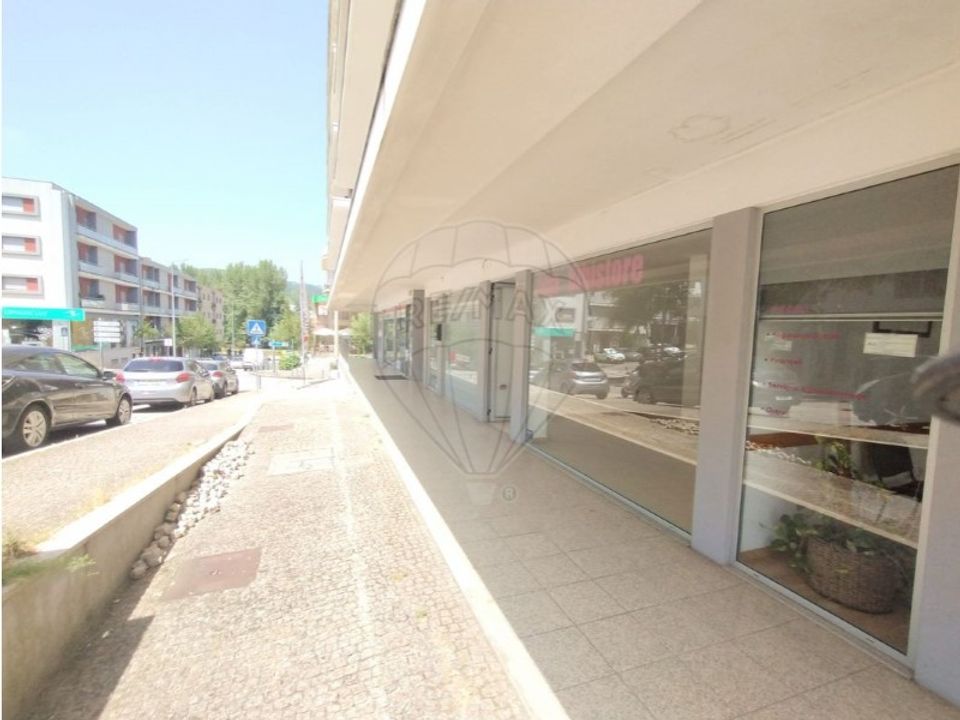 Erhvervsejendom i Cabeceiras de Basto, Braga - foto 2