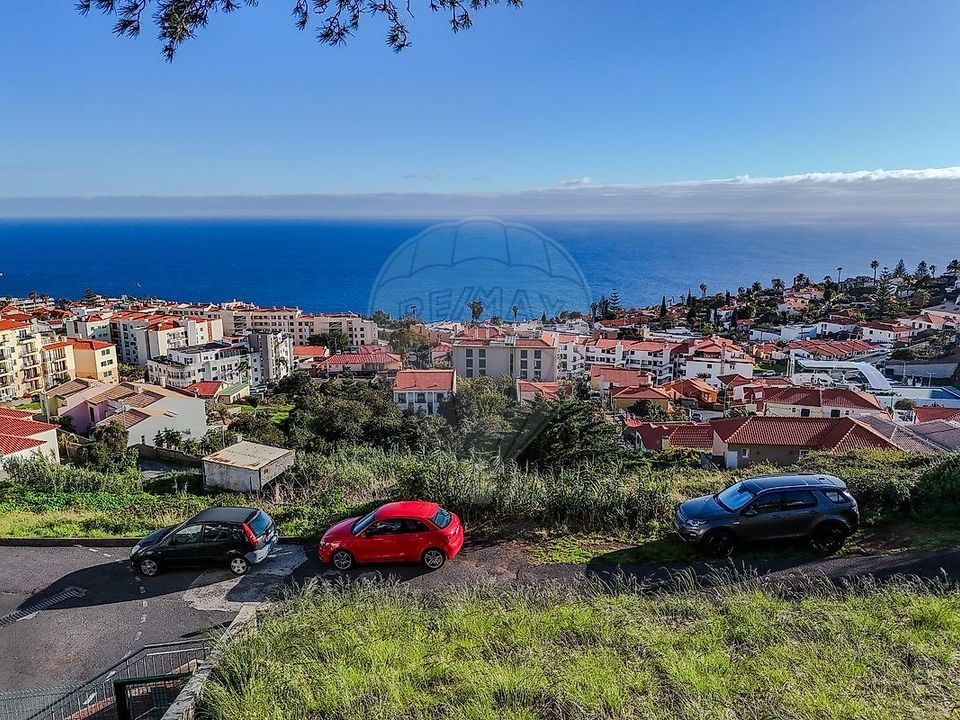 Helårsgrund i Santa Cruz, Madeira - foto 1