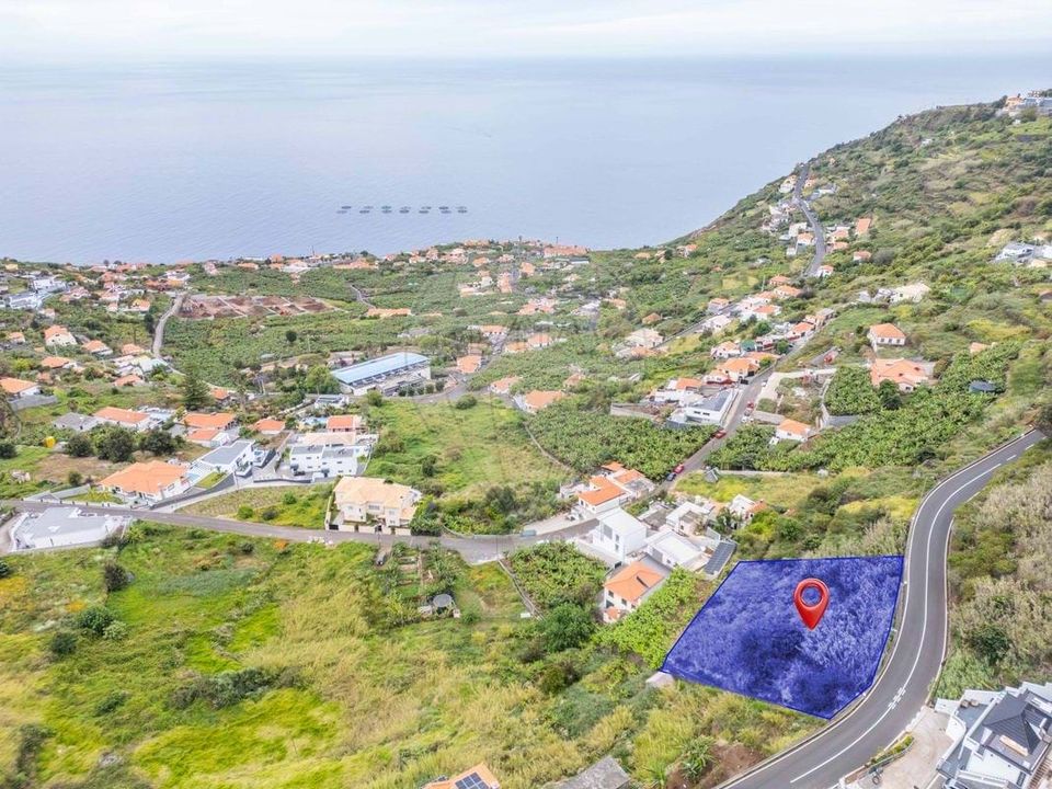 Helårsgrund i Calheta, Madeira - foto 1