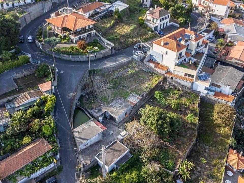 Helårsgrund i Santa Cruz, Madeira - foto 1